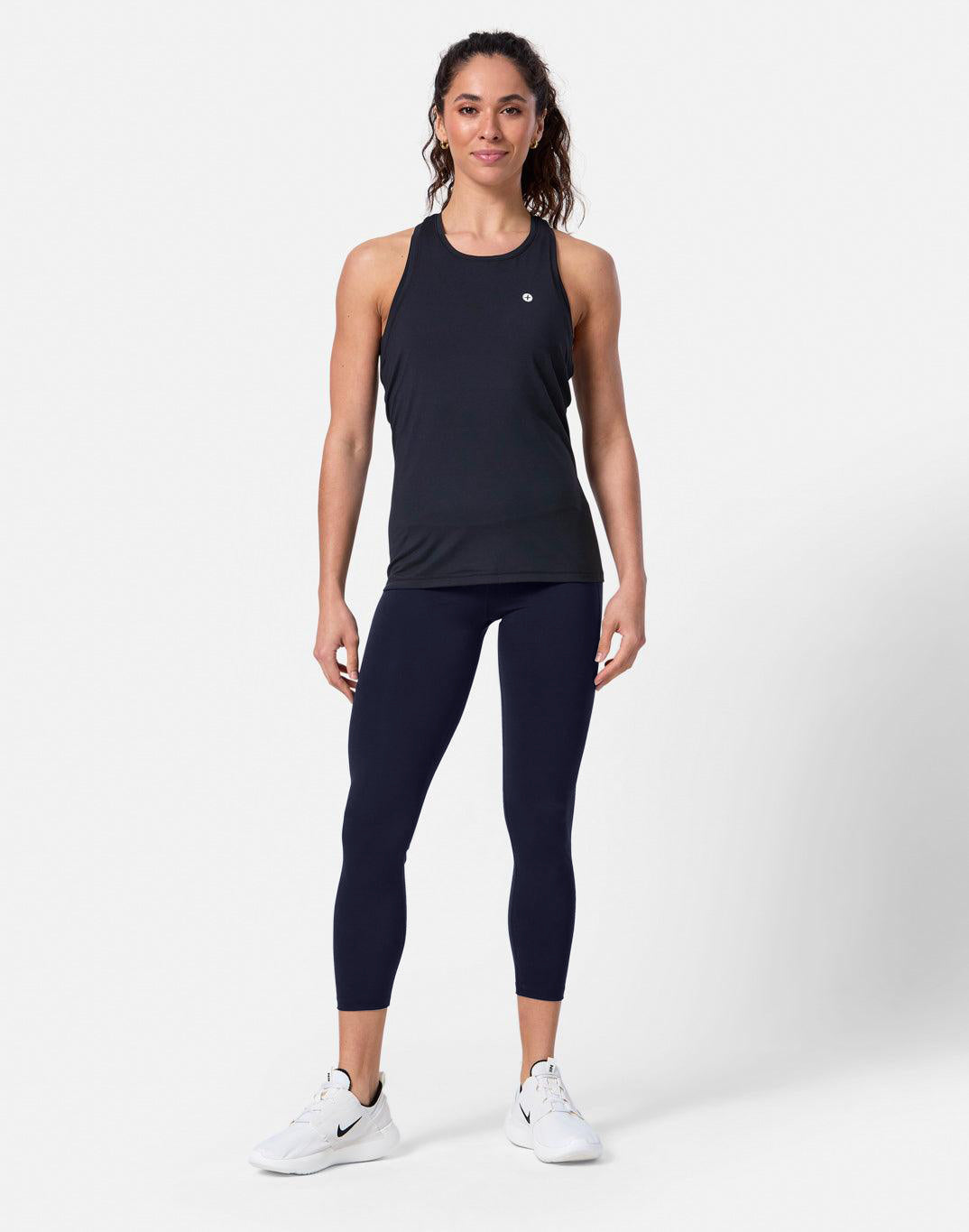 Gym + Coffee Relentless 7/8 Legging W Obsidian