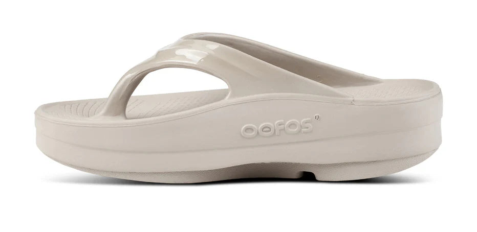 OOFOS OOmega Sandal U Nomad
