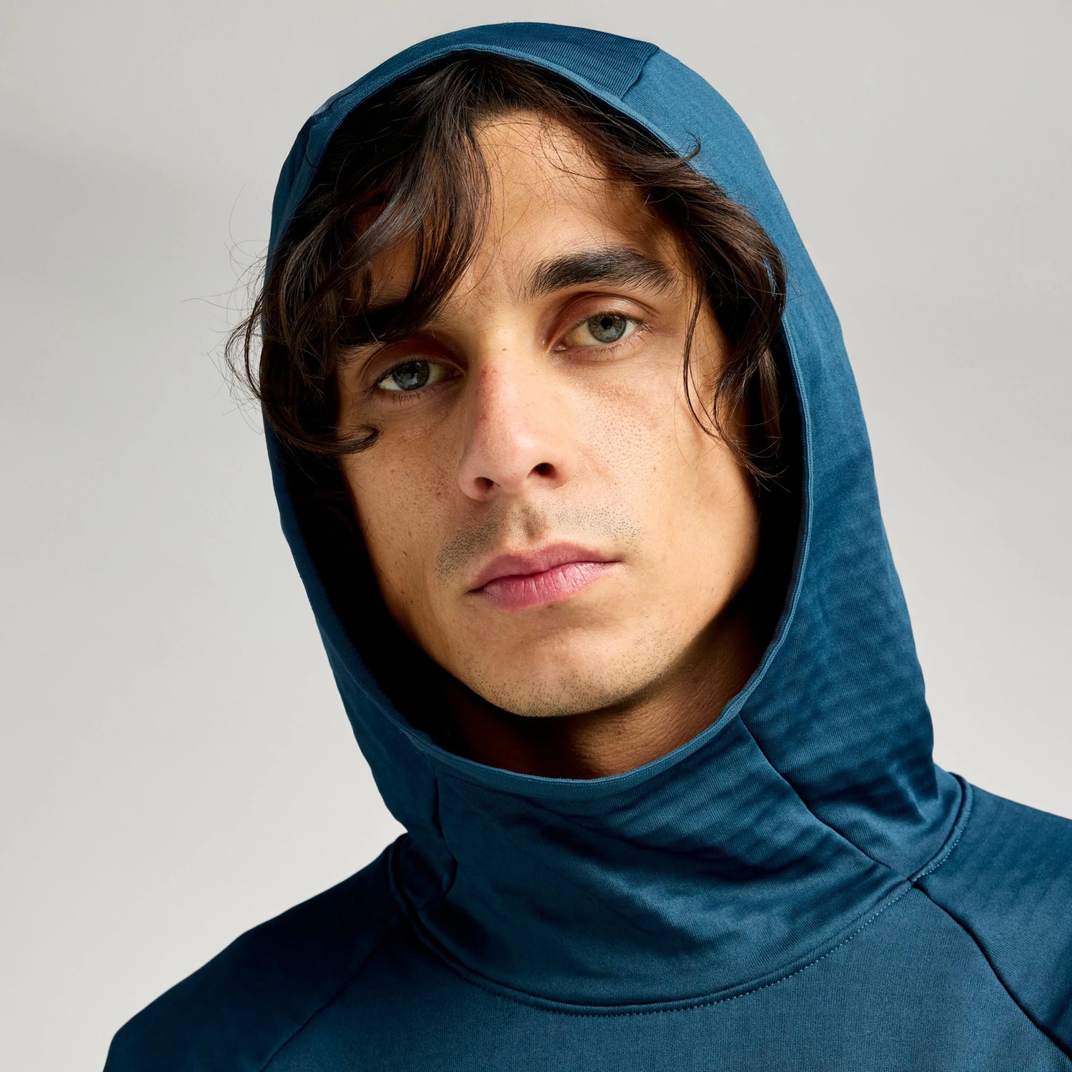 Brooks Momentum Thermal Hoodie Indigo