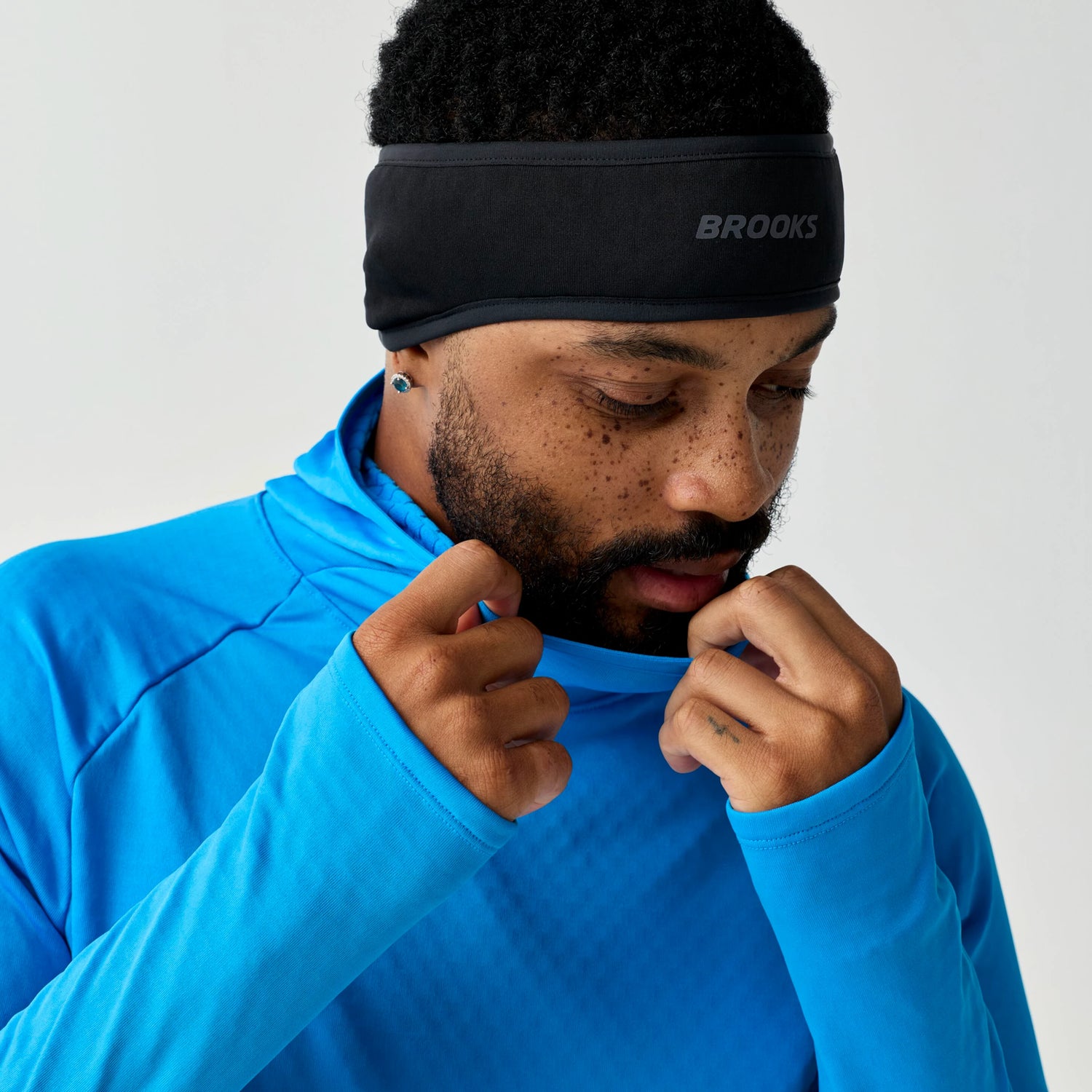Brooks Momentum Thermal Headband Black