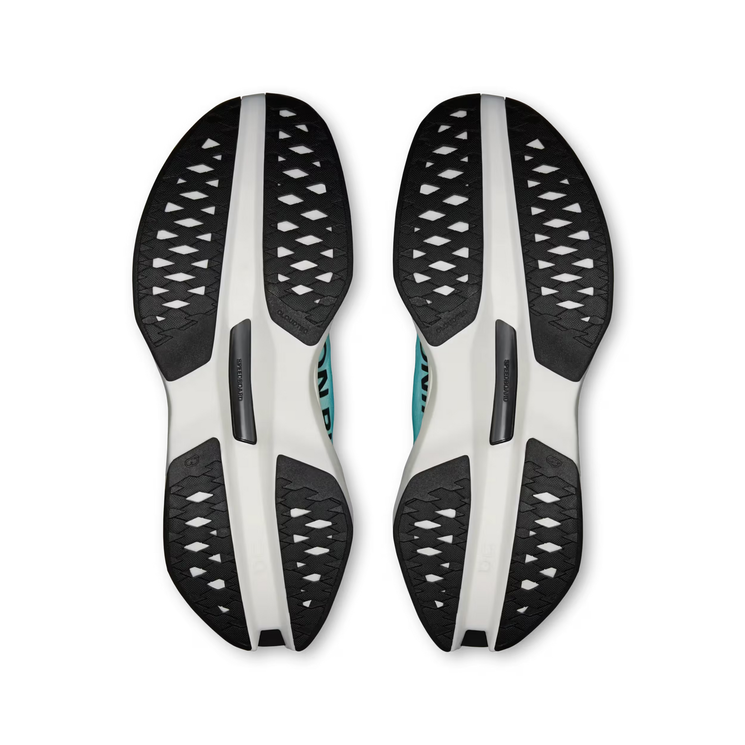 ON Cloudboom Max M White/Flurry