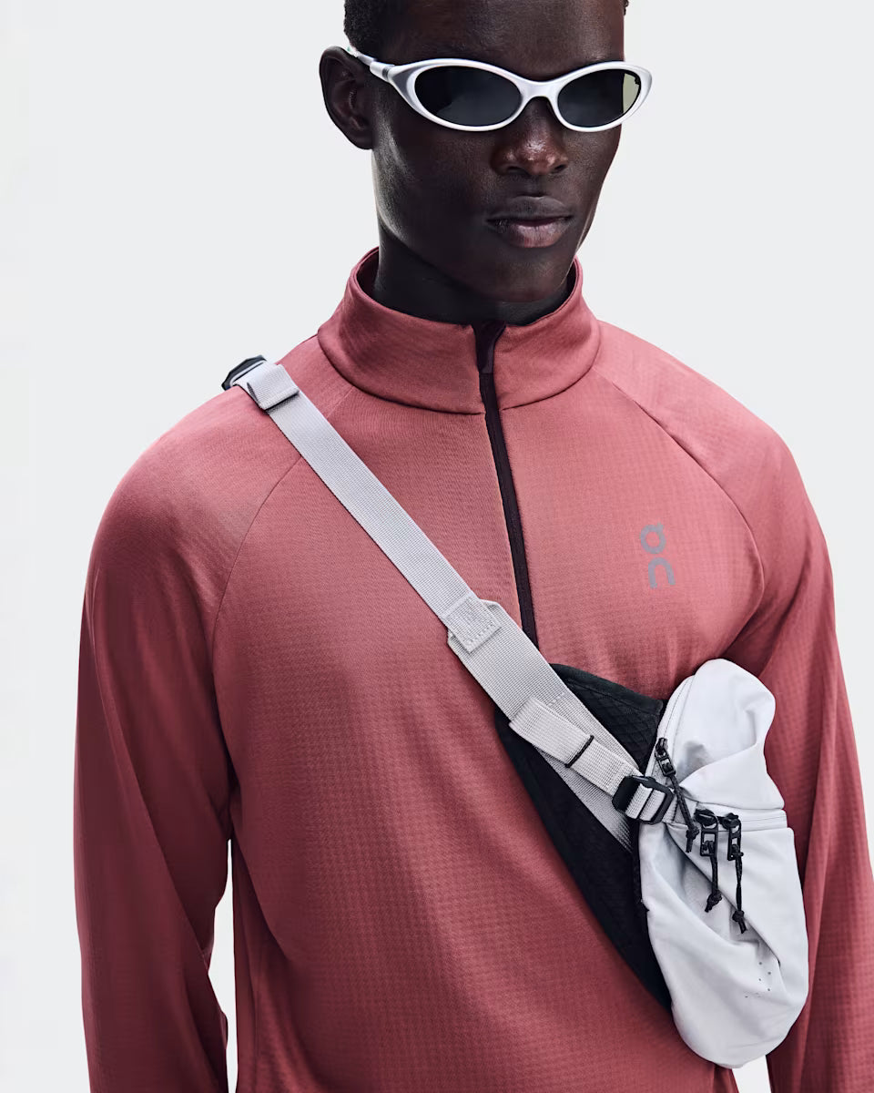 ON Climate Shirt M Barberry