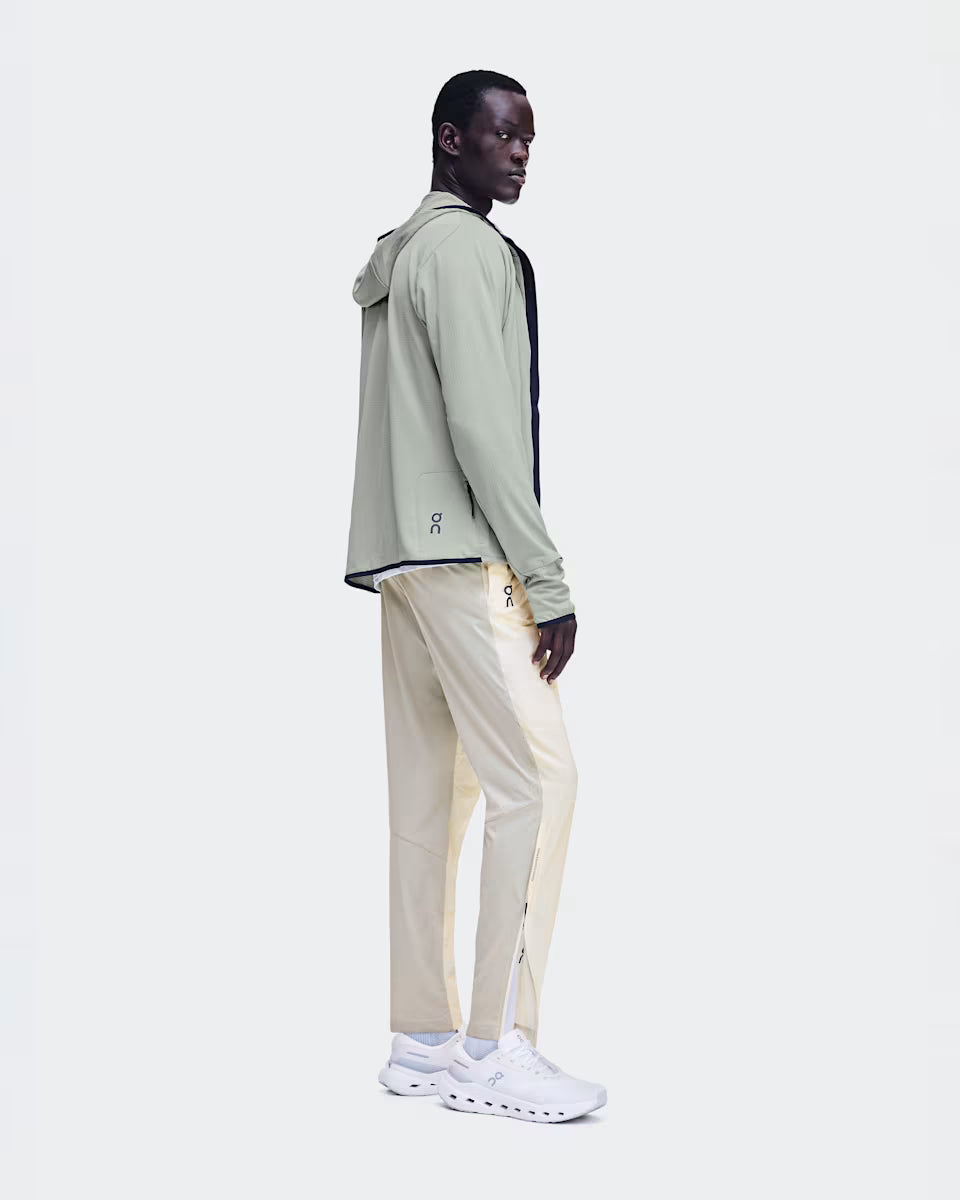 ON Running Climate Zip Hoodie M Brume