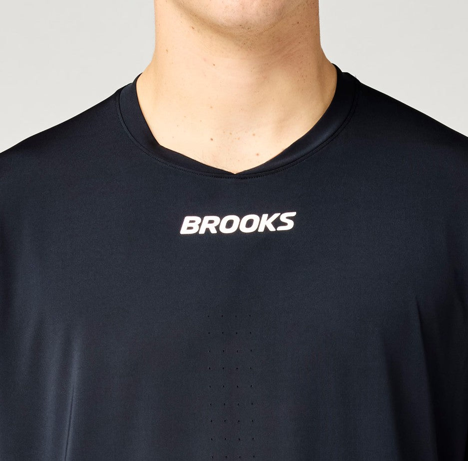 Brooks Dash Cooling Short Sleeve M Black