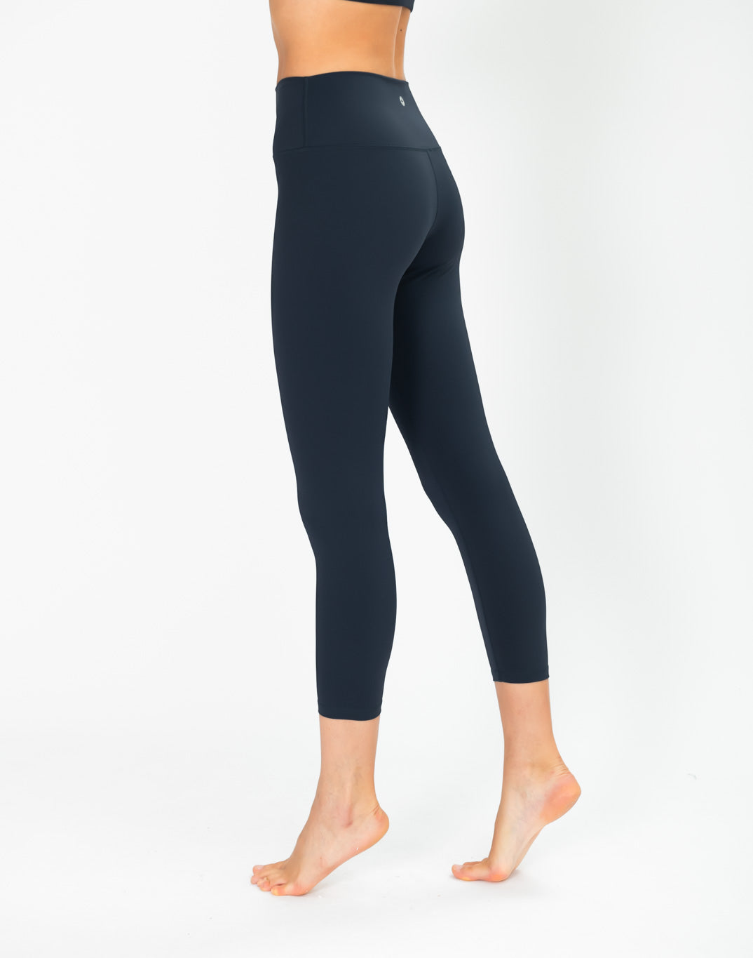 Gym + Coffee Aurora Legging 7/8 W Obsidian