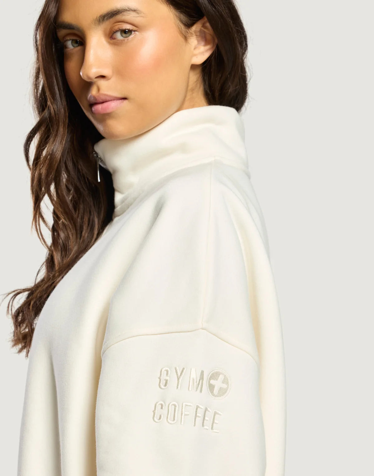 Gym+ Coffee Women's Sierra Half Zip Sweatshirt in Warm White