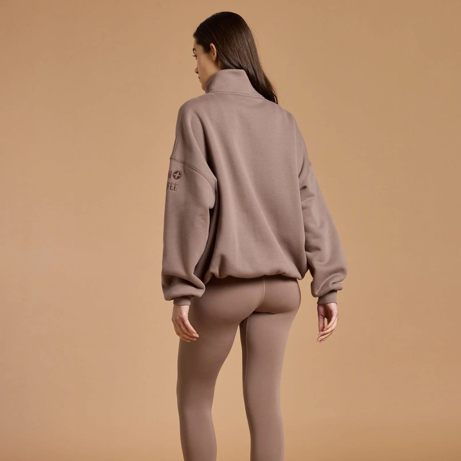 Gym + Coffee Snap Collar Sierra Sweatshirt U Pebble