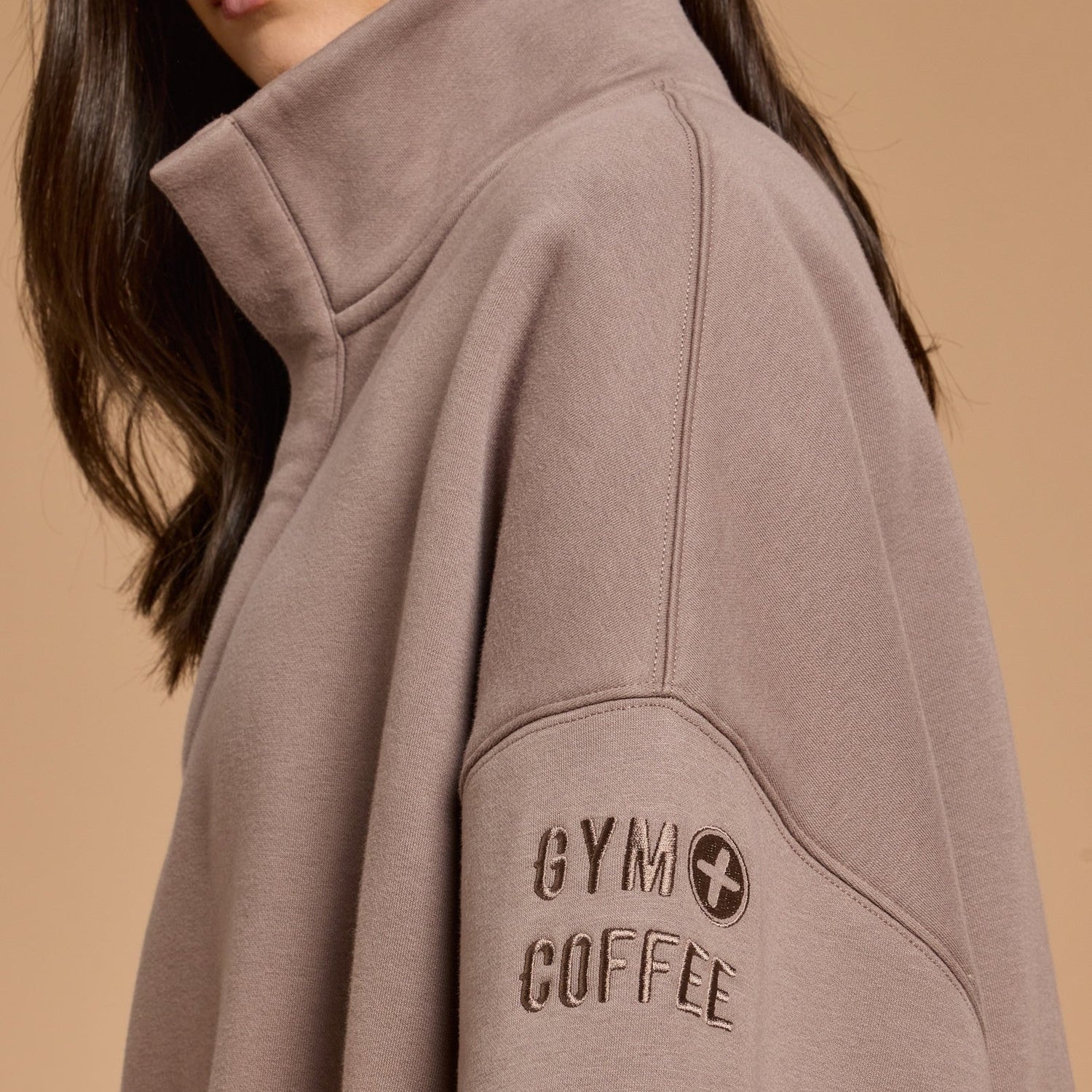 Gym + Coffee Snap Collar Sierra Sweatshirt U Pebble
