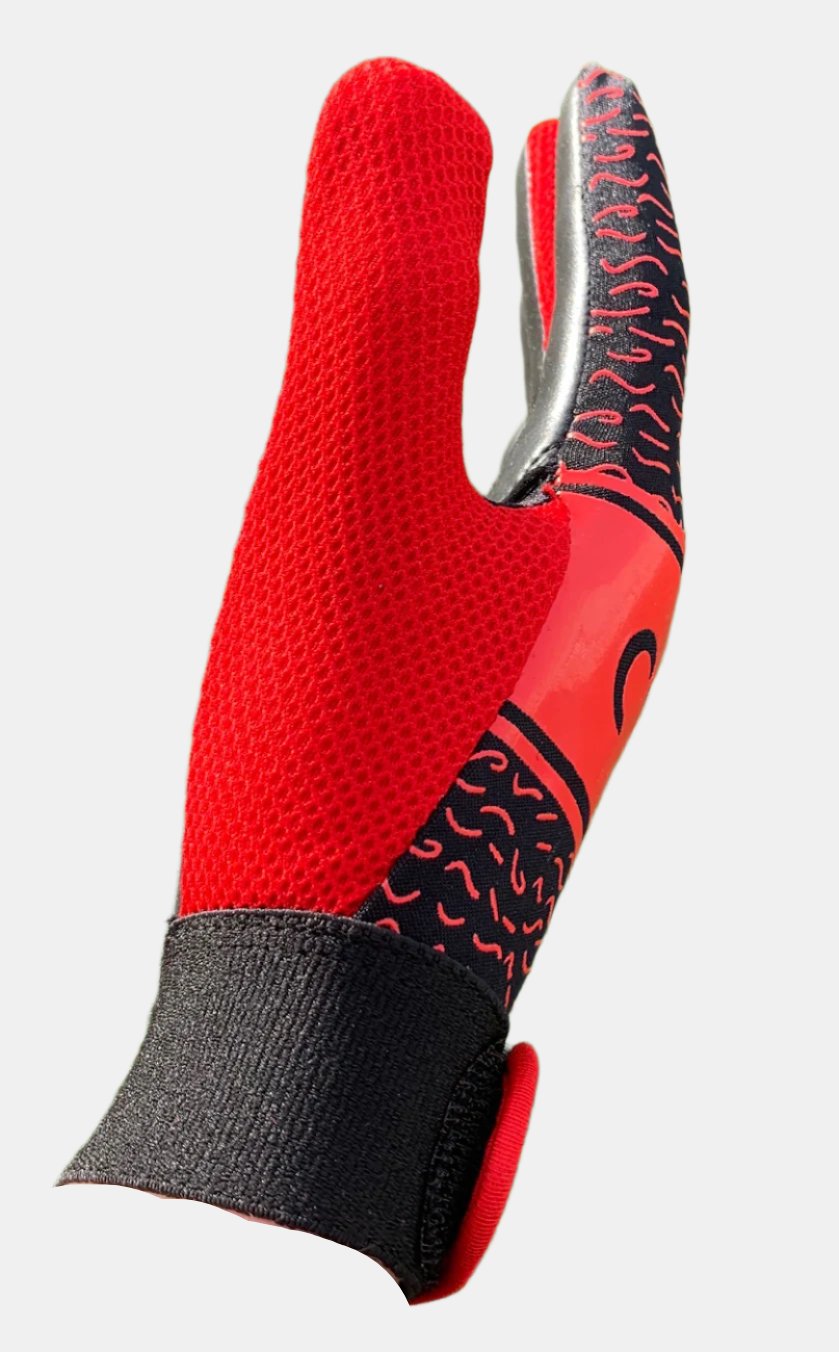 CMAC Gaelic Gloves Black/Red