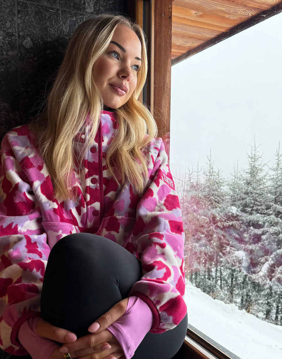 Gym + Coffee Snap Polar Fleece W Pink Pop Print