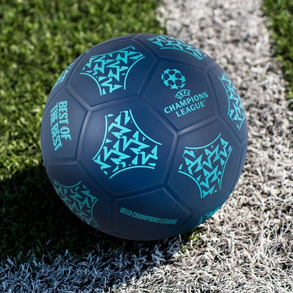 Team Merchandise Champions League Gift Set