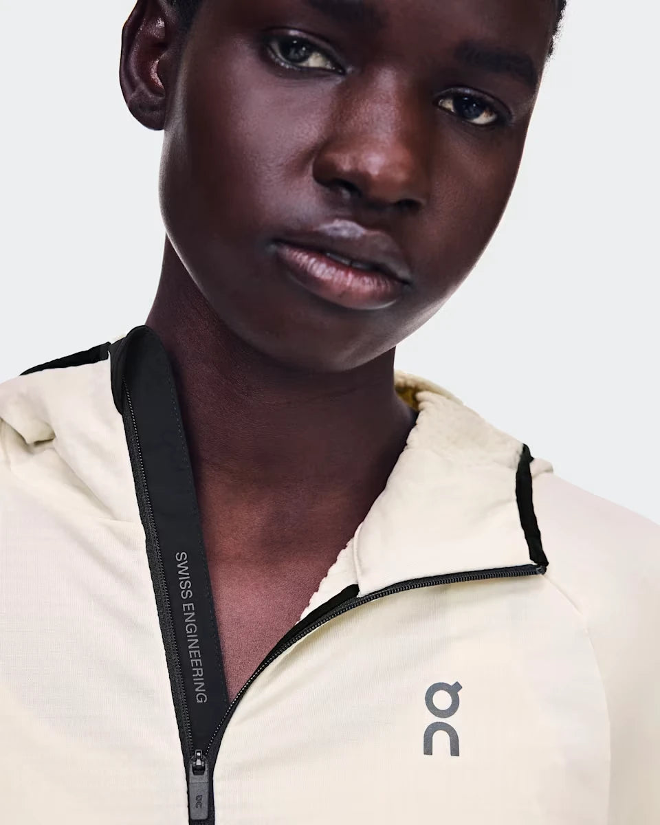 ON Running Climate Zip Hoodie W Hare