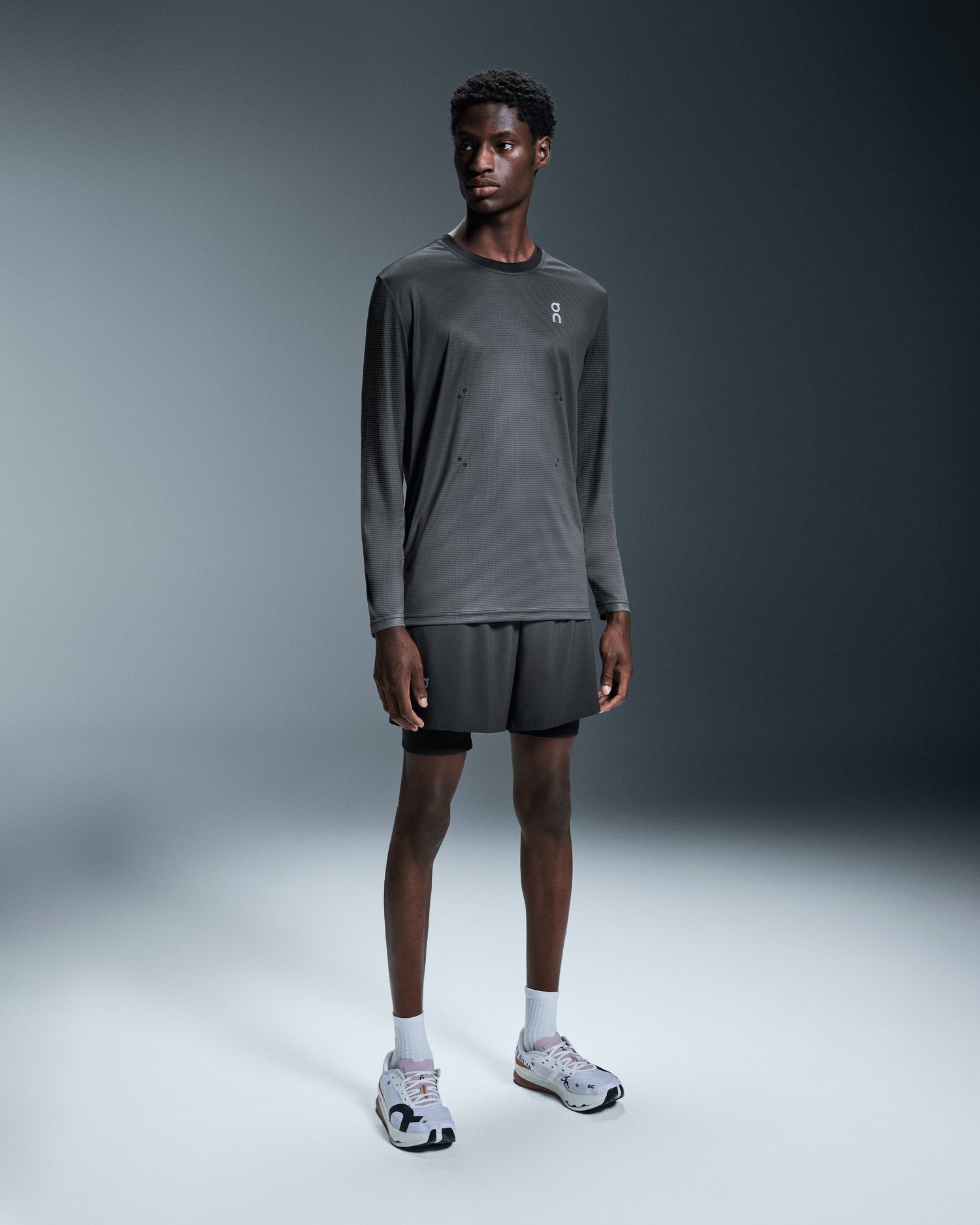 ON Cloud Pace Shorts M Iron